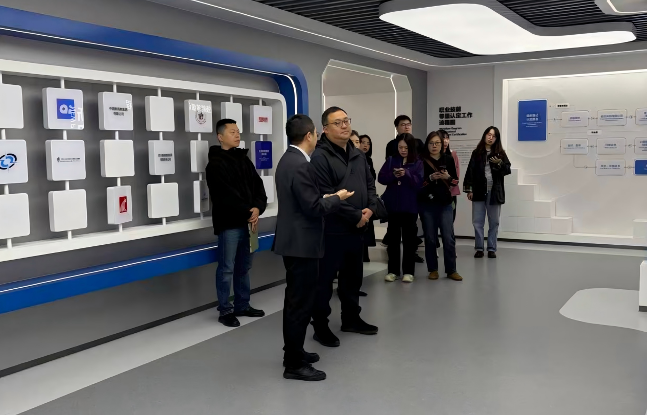 北京市东城区人社局一行考察天府数智技能孵化园